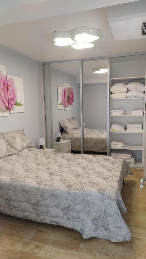 Aurora House Duplex Lägenhet Njivice Exteriör bild