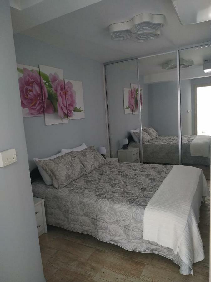 Aurora House Duplex Lägenhet Njivice Exteriör bild