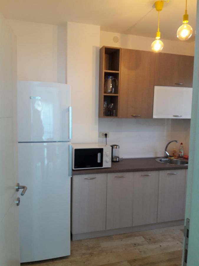 Aurora House Duplex Lägenhet Njivice Exteriör bild